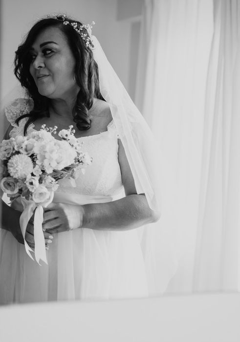 Vendo vestido de noiva novo