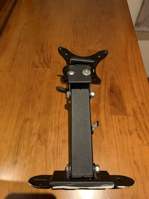 Suporte de TV muito bom