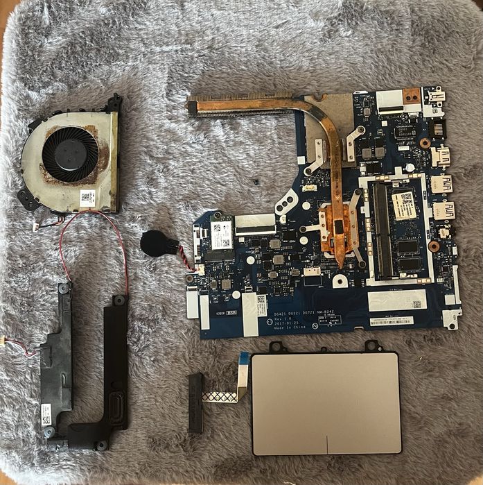 Прожам запчасти от ноутбука Lenovo IdeaPad 320