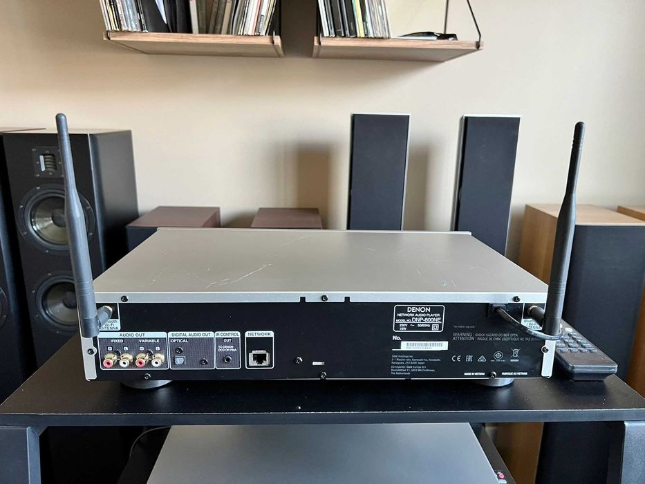 Odtwarzacz sieciowy /streamer Denon DNP800NE