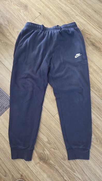 Spodnie dresowe Nike Sportswear męskie L wzrost 183 cm