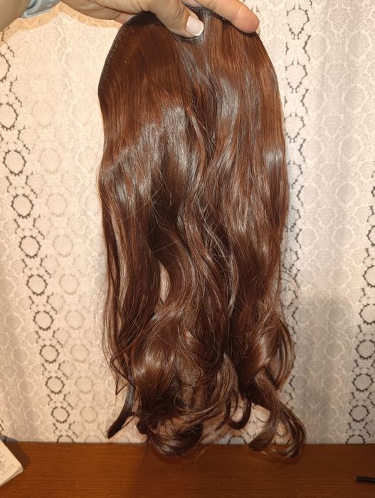 Doczepiane włosy na żyłce