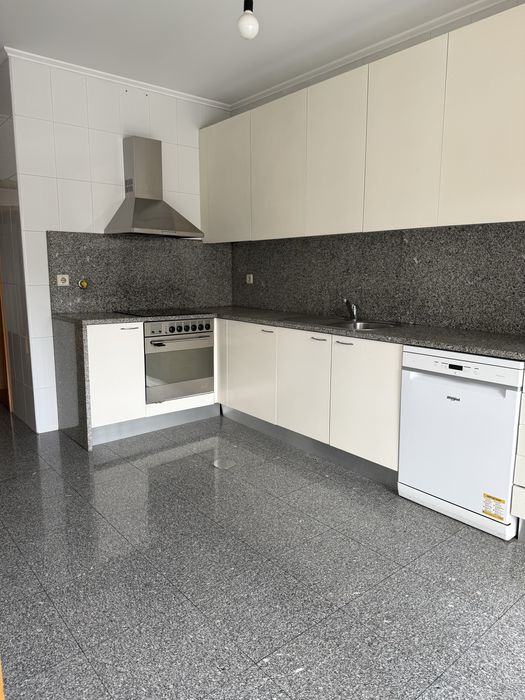 T3+1 centro da Maia condominio fechado