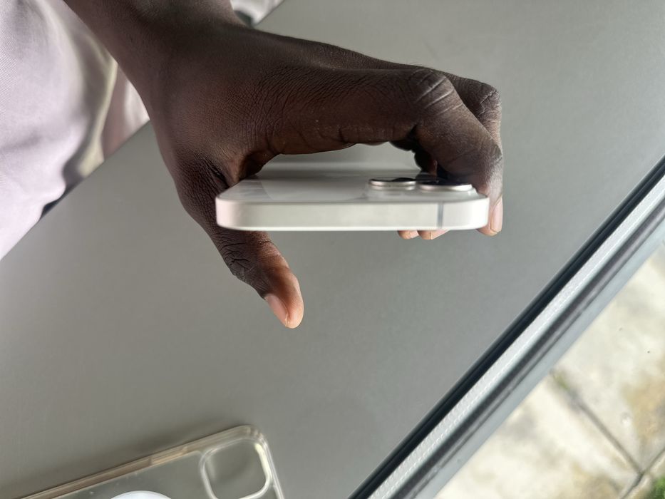 iPhone 14 Plus Branco 128 GB – Desbloqueado
