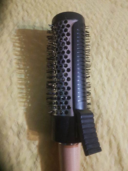Szczotka do modelowania włosów