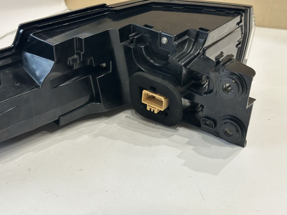 VW Id.Buzz IQ light фонарь фара стоп ліхтар задній фонарь в наявності 1T3945207С 1T3945208C