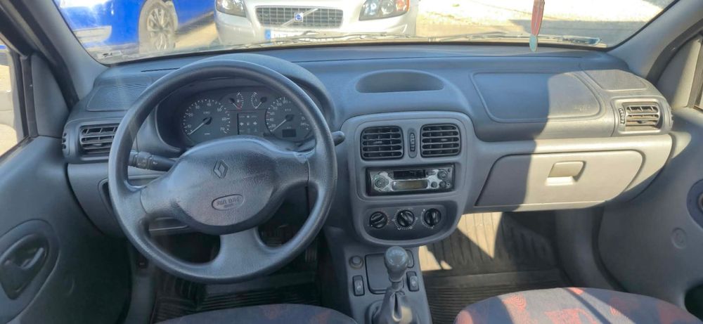 !!! Ożarów Mazowiecki !!! 1.4 benzyna 2001 rok produkcji KOMIS TYSIAK