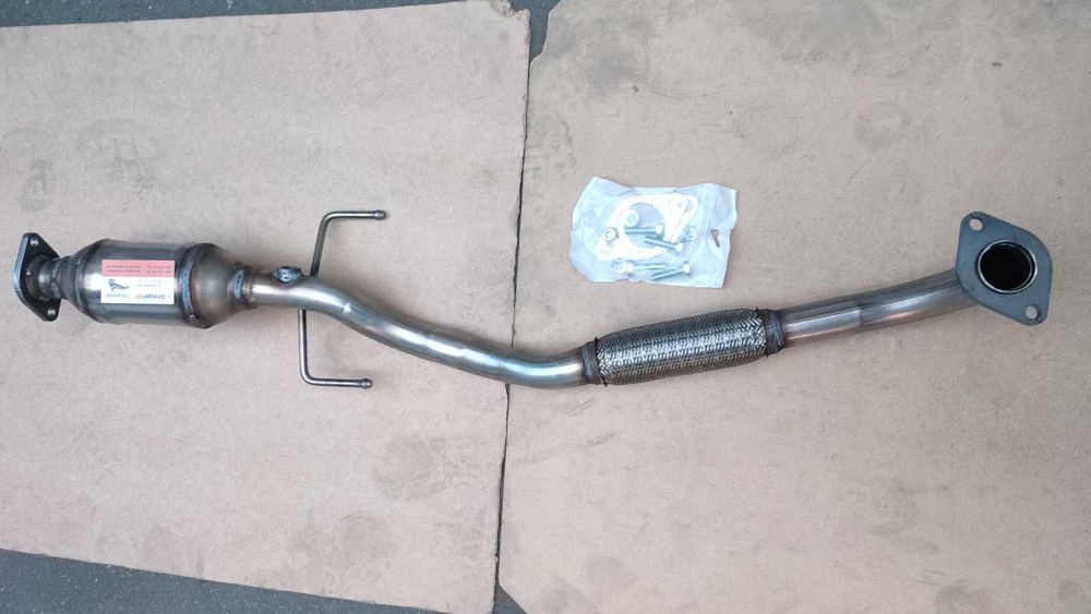 Труба приемная Мицубиши Лансер 9 1.6 Mitsubishi Lancer 9 1.6