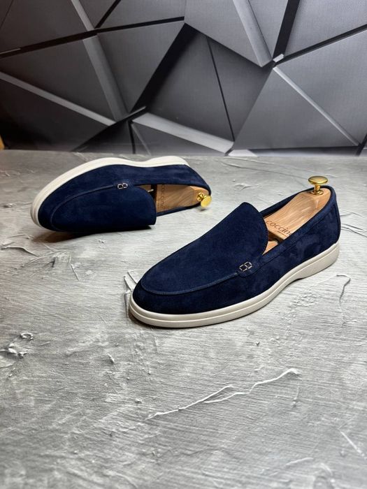 Замшевые лоферы туфли