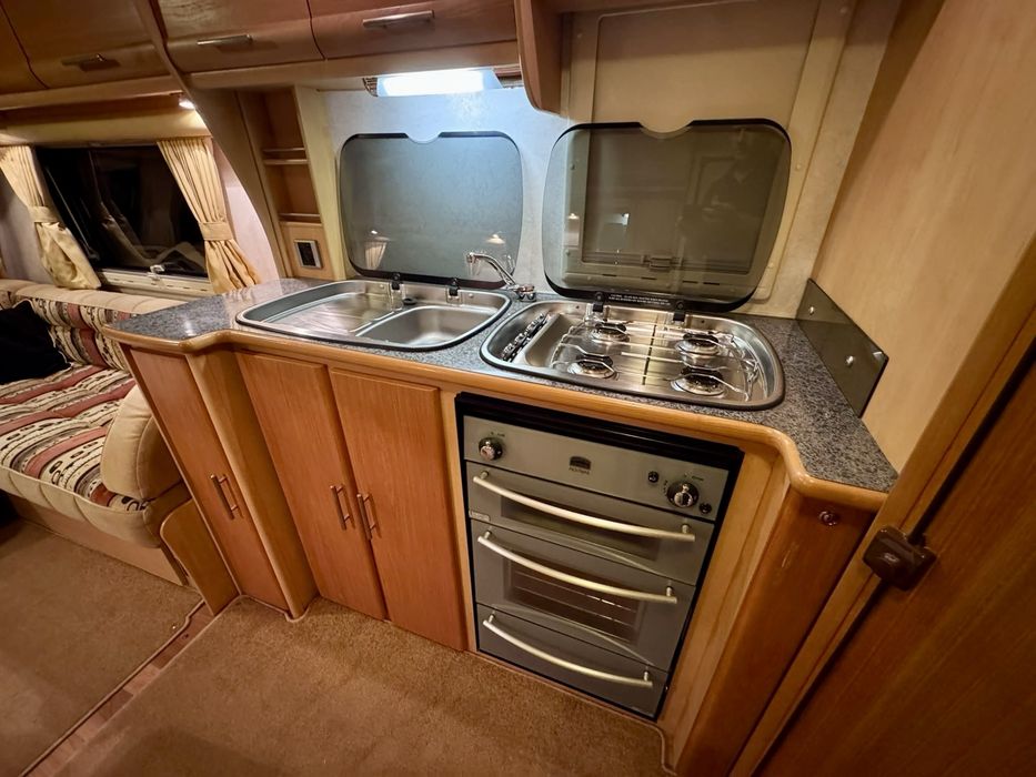 Przyczepa kempingowa Elddis 2002 + mover