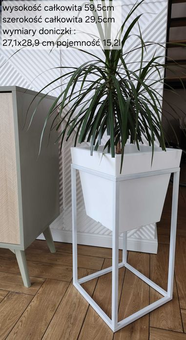 Kwietnik duży biały mat