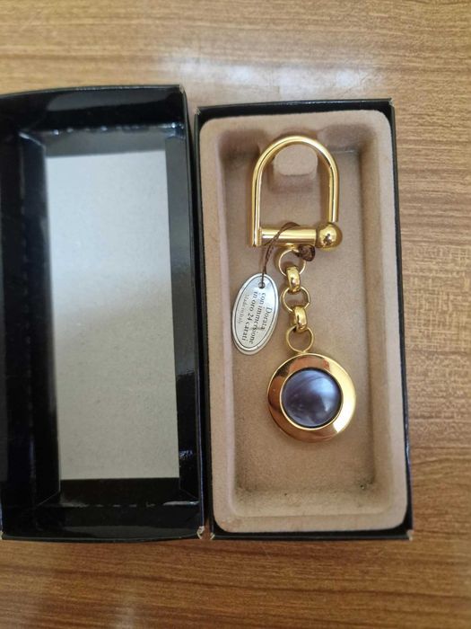 Porta-chaves banhado a ouro 24K Made in Italy novo na caixa