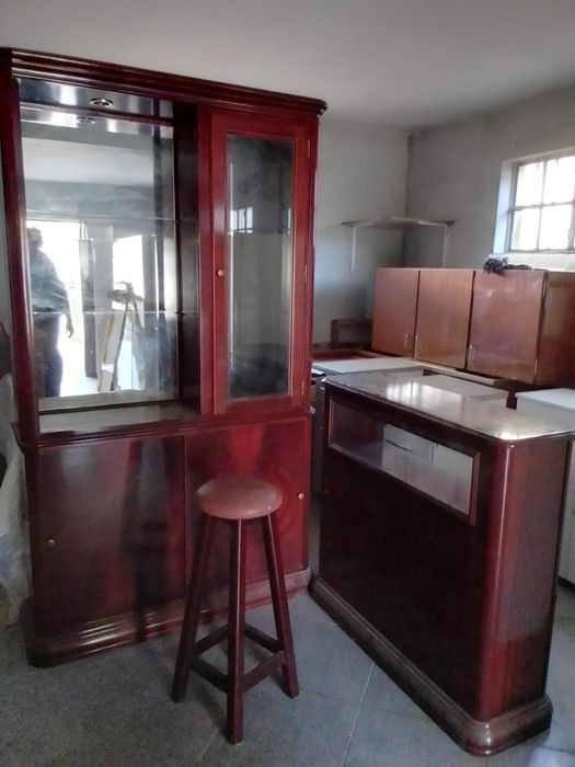 Móvel tipo bar usado e bom estado