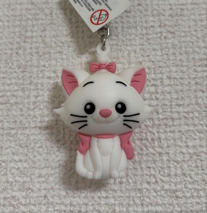 Marie Keychain Disneyland Paris Exclusive