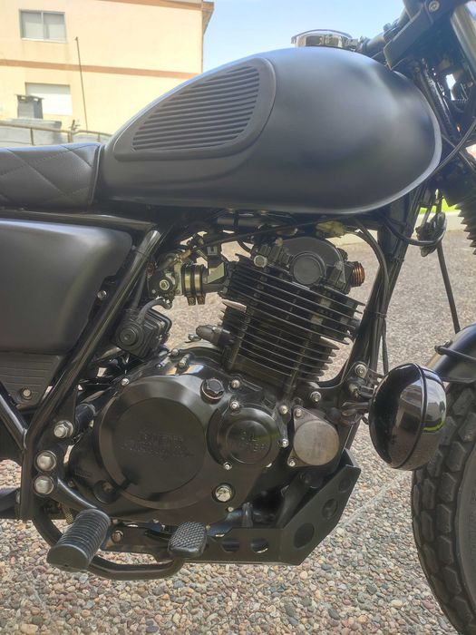 Mutt Blacksabbath 250cc