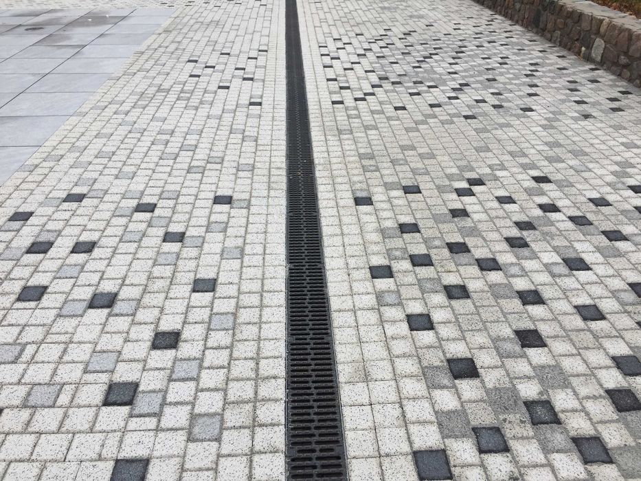 Usługi brukarskie, prace ziemne