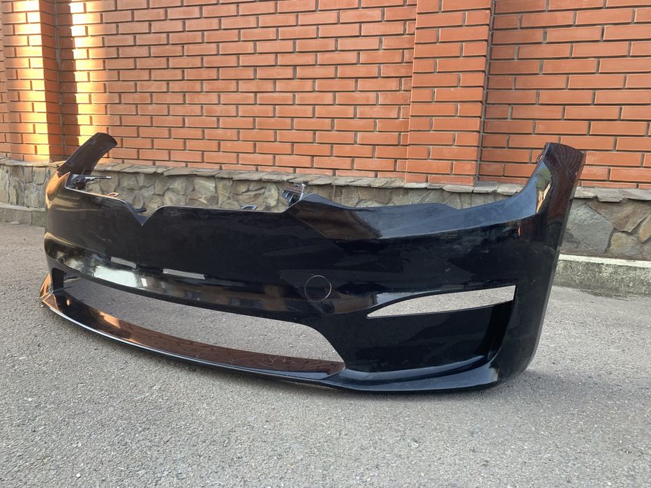 Tesla Plaid бампер