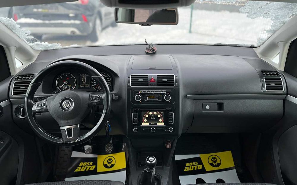 Volkswagen Touran