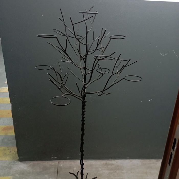 Candelabro de ferro forjado
