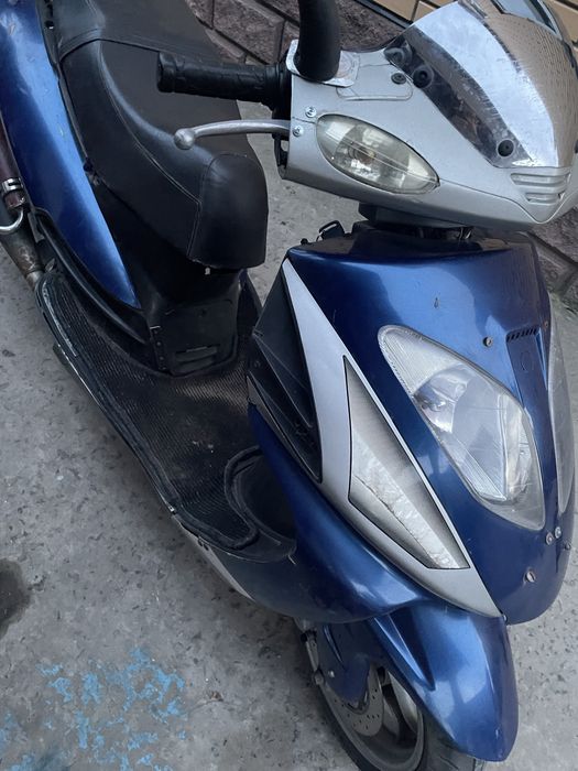 Продам скутер на докумтах
