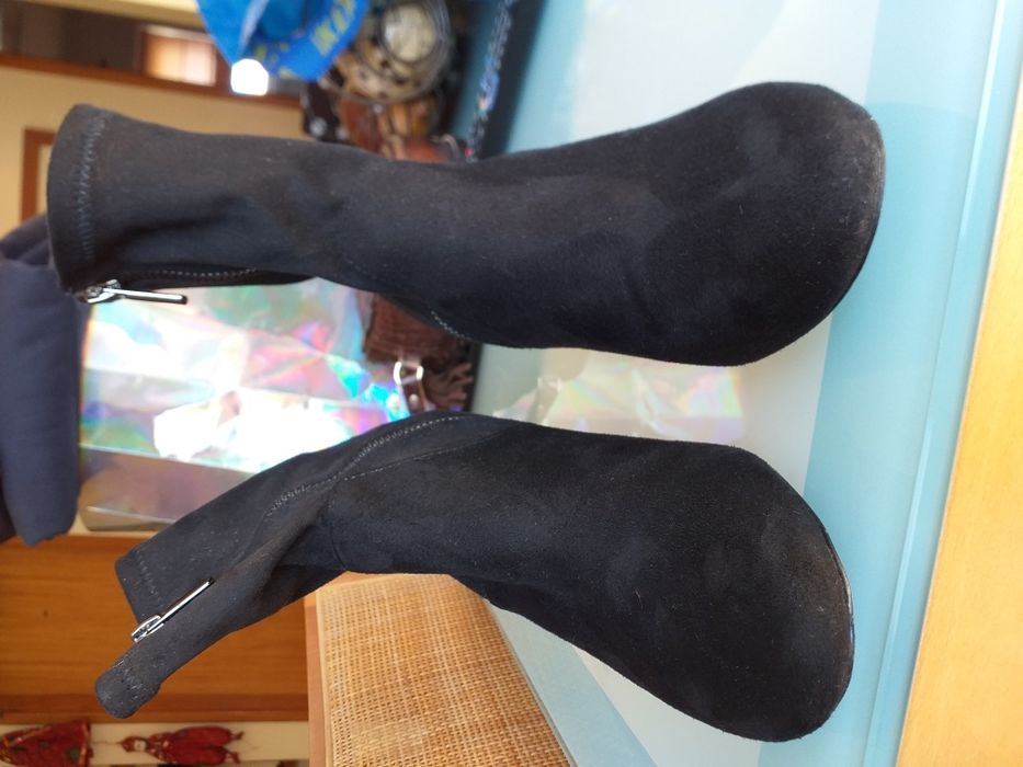 Botas pretas como novas,Stradivarius