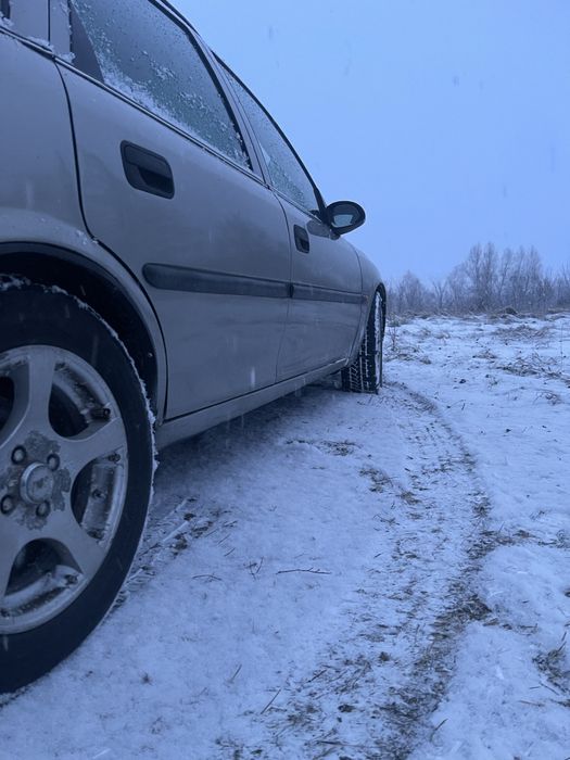 Опель вектра б універсал