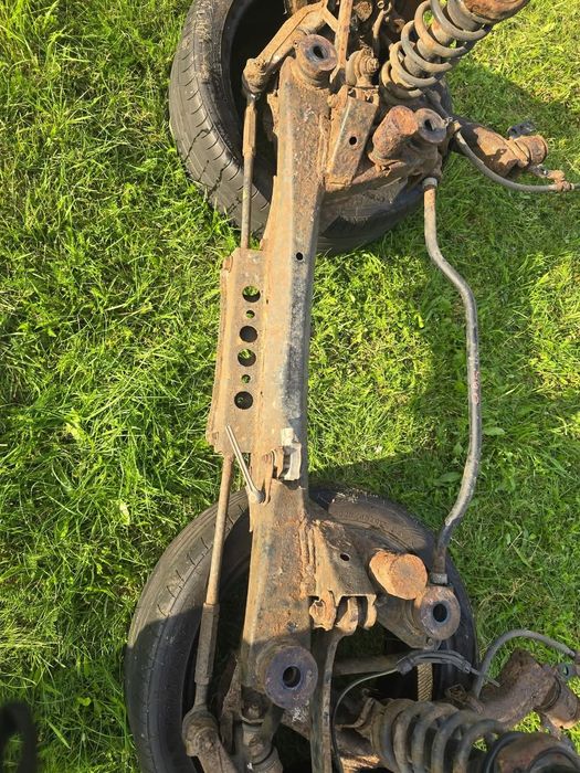 Części Toyota Avensis T25 2,2 Diesel.150 koni kombi