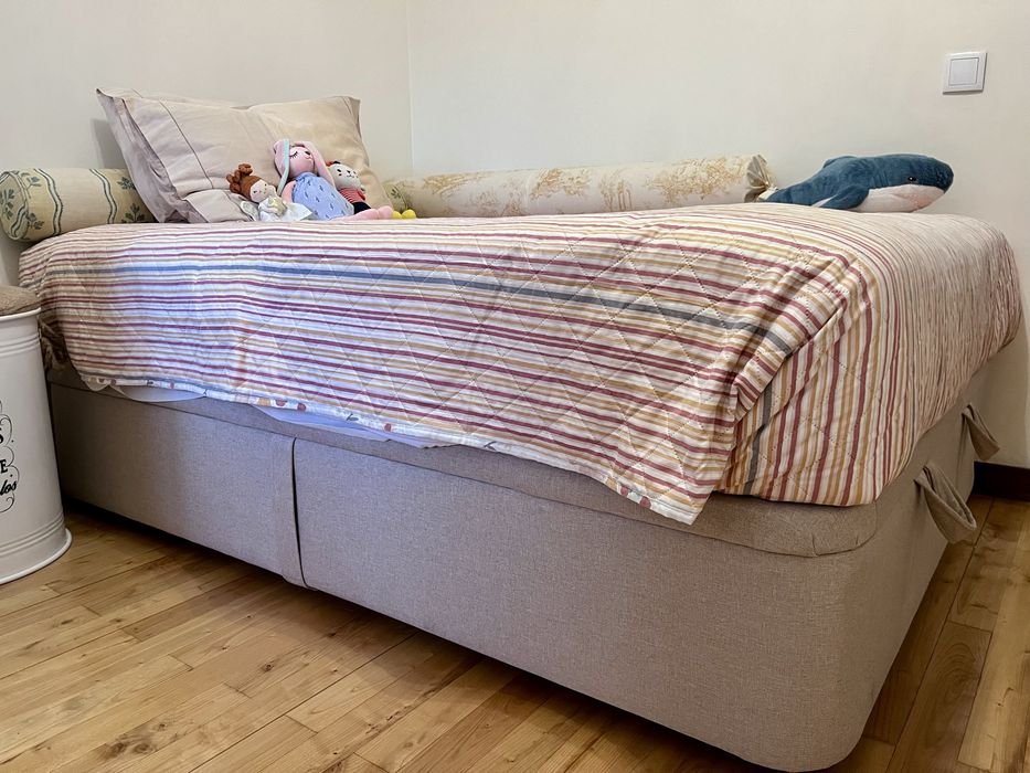 Cama / Sommier com colchão
