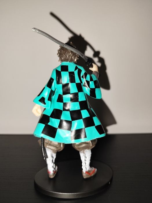 Figuras Demon Slayer novas