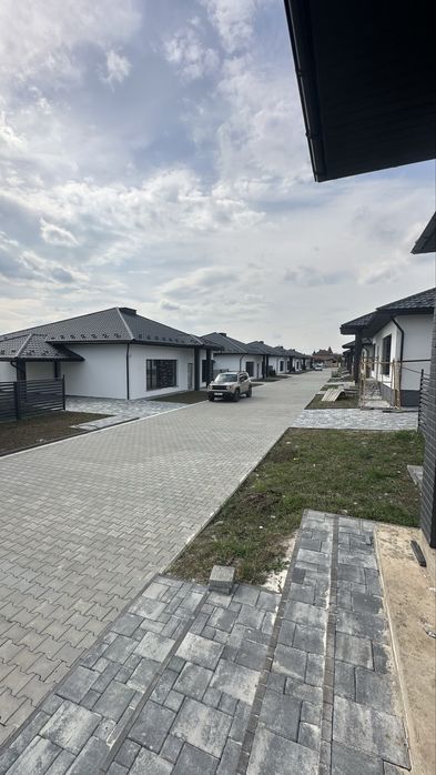 Продаж; Сучасний будинок; Чернівці, Годилів, В. Кучурів; новобудова;