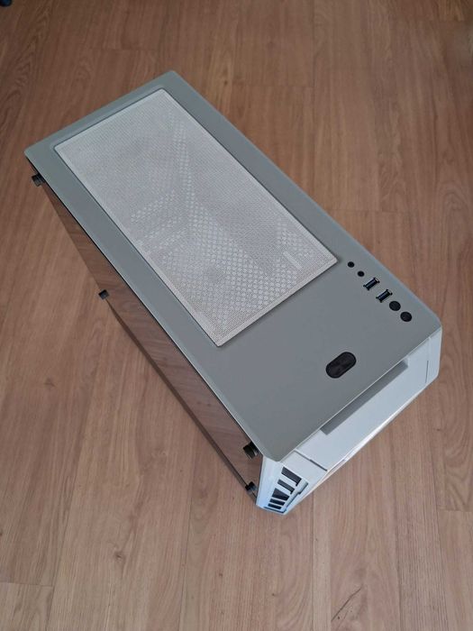 Caixa para PC Phanteks Modificada