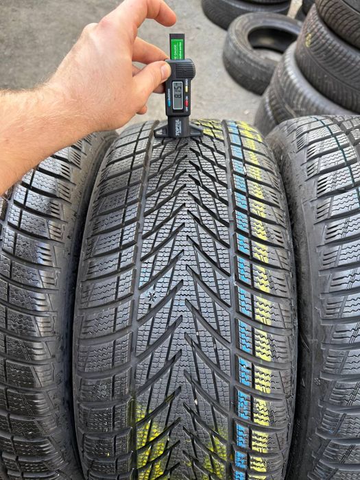 Шины БУ 225 45 R 17 Goodyear UltraGrip performance 3 Зима Комплект