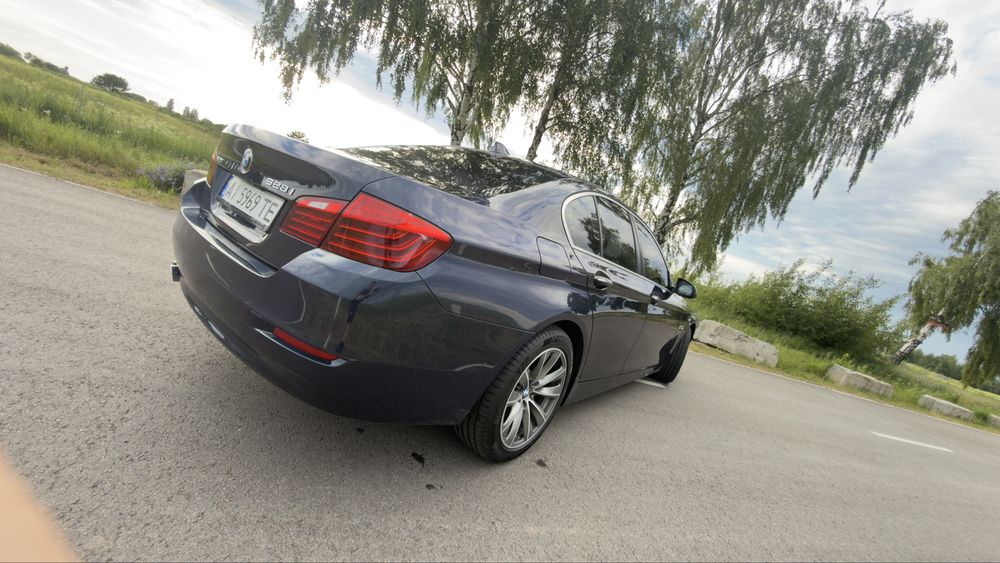 BMW 528i X-Drive 2014 рік
