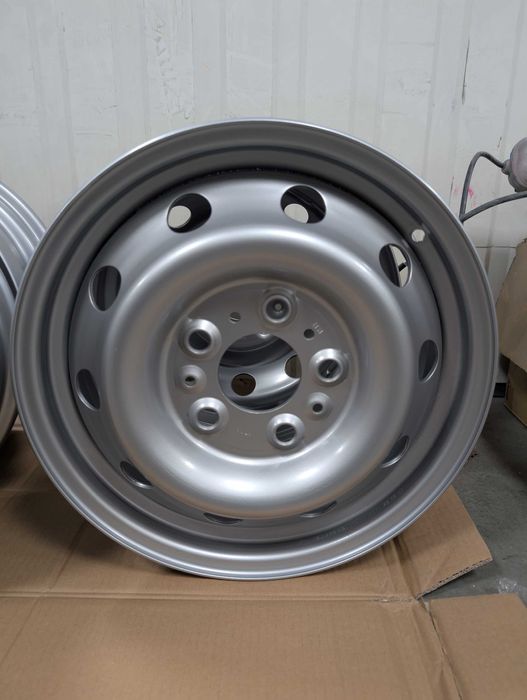 Renowacja felg stalowych w 3 dni | Warszawa