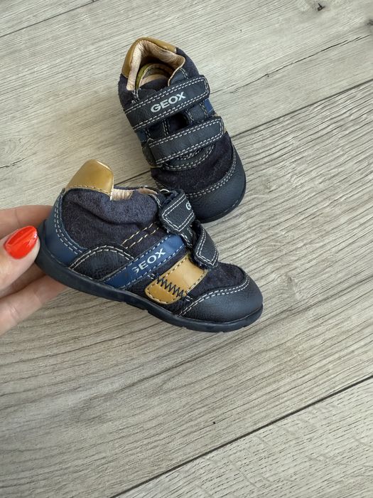 Взуття дитяче , 20 р, Geox , фірмове взуття