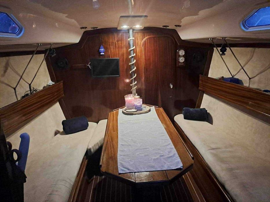 Jach Żaglowy Janmor 31