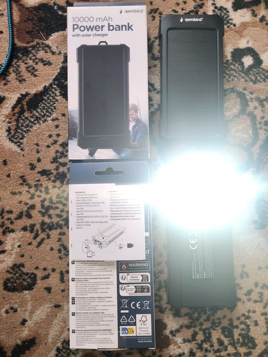 Павербанк батарея зарядка фонарик сертифікований 10000mAh лампочка