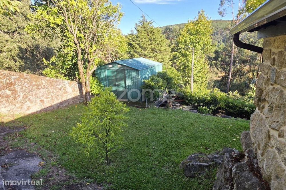 Moradia T3 com Piscina em Nevogilde, Vila Verde