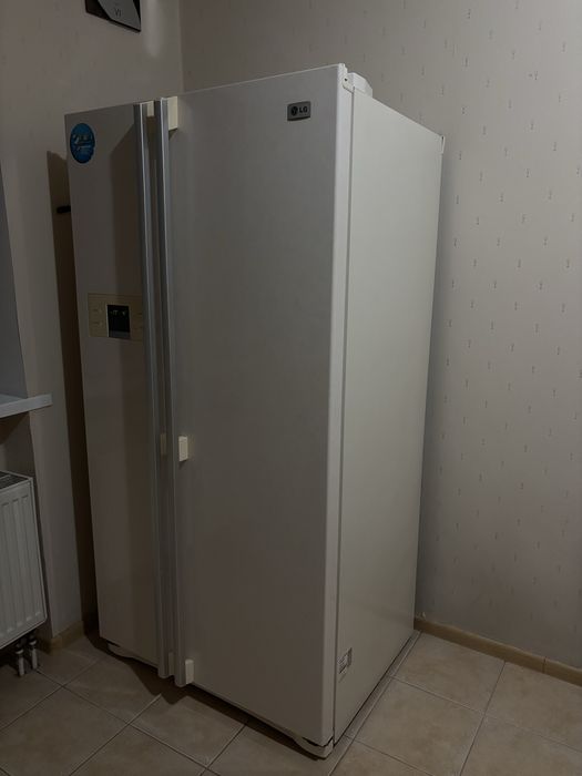 Холодильник LG side by side, стан чудовий