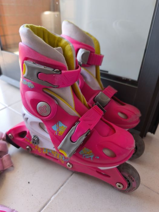 Vendo patins , capacete e afins