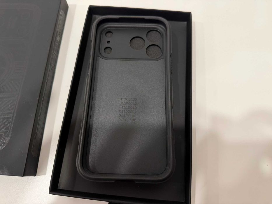 Dbrand оригінальний чохол на iPhone 17 Pro Max - Tank Case