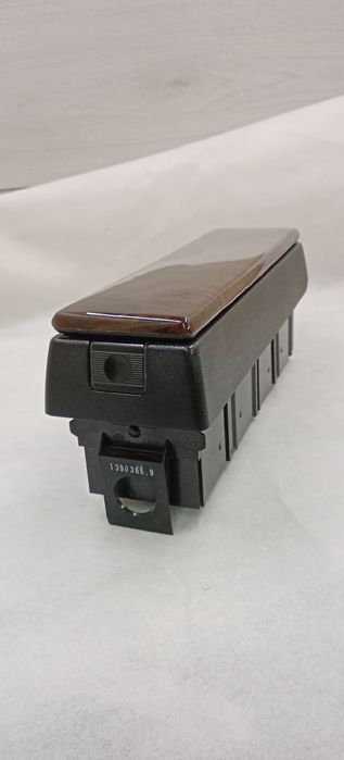 Бмв підкасетник е34, е32 дерево