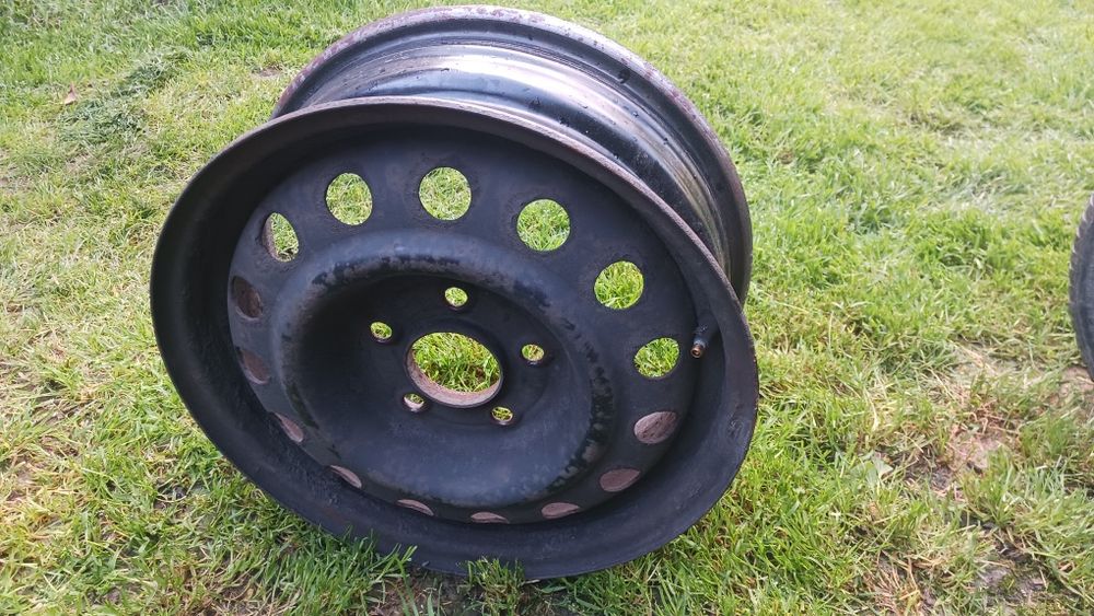 Felgi i  stalowe i kołpaki kia ceed