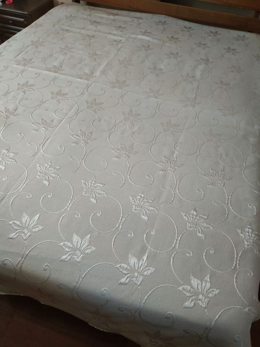 Шикарное покрывало на двухспальную кровать
