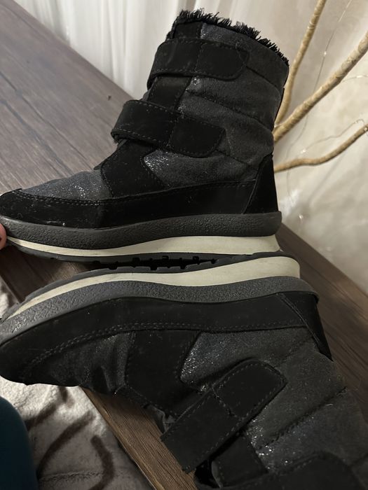 Черевики для дівчаток