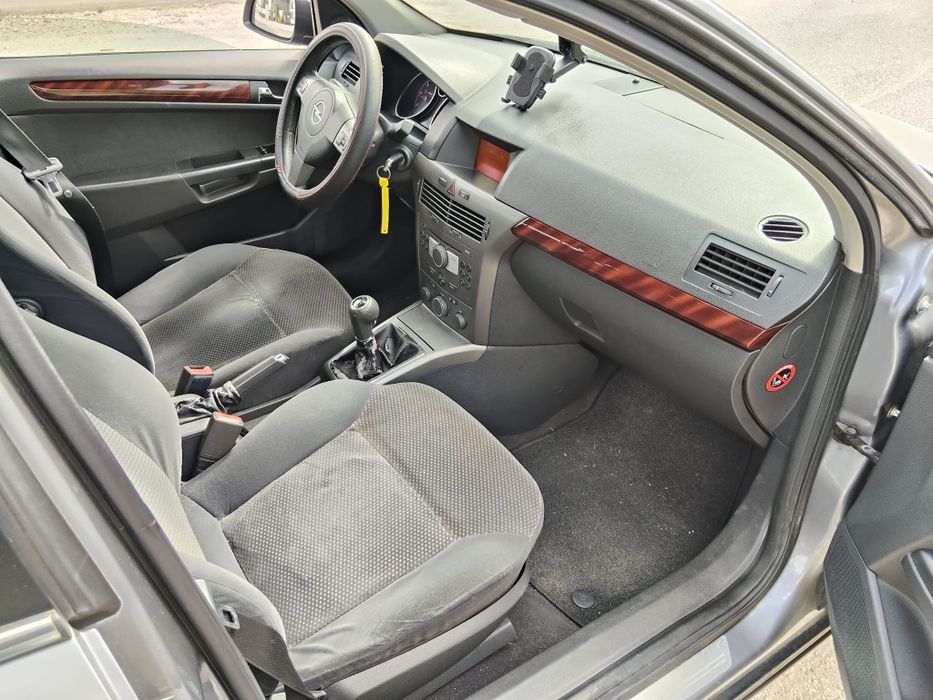 Opel Astra Caravan