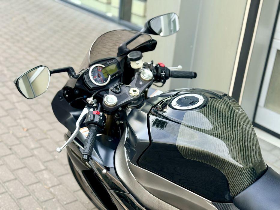 Suzuki GSX-R 1000 2012 - Мотосалон