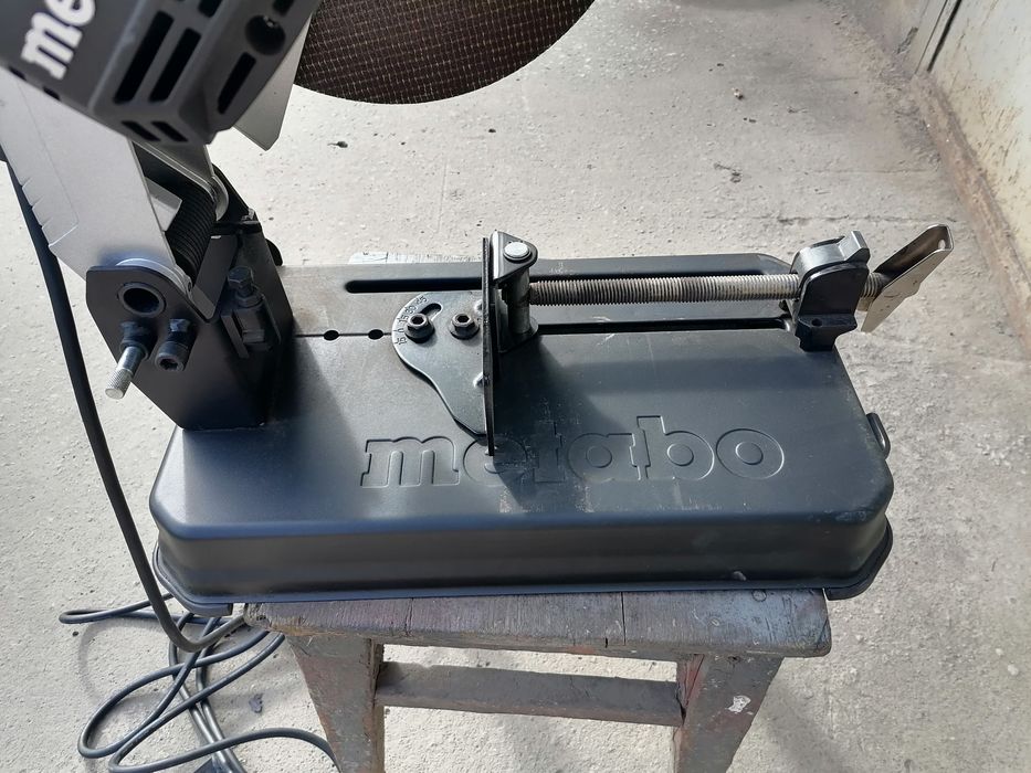 Монтажная пила METABO CS 22-355
