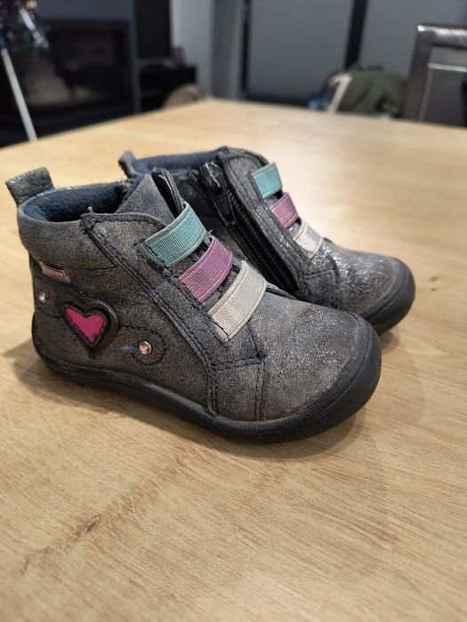 Trzewiki dziewczęce r. 21