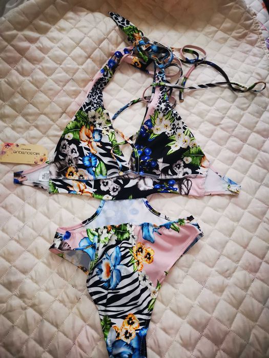 Bikini / Trikini